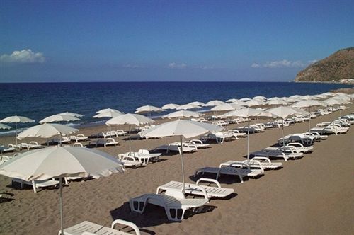 Villaggio Simenzaru Mongiove Екстериор снимка